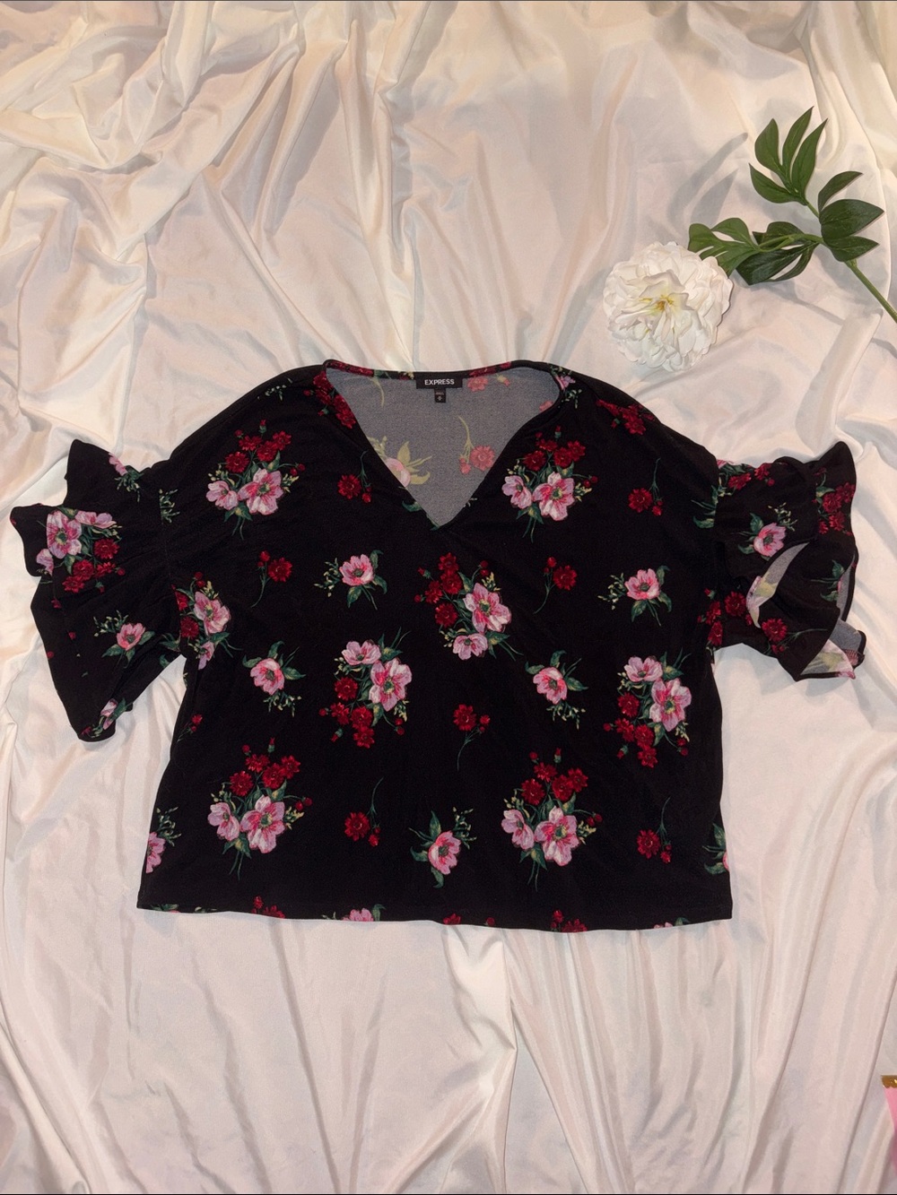 Express Textured Black Floral V-Neck Ruffle Sleeve Blouse